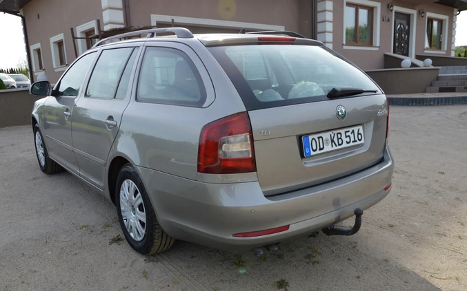 Skoda Octavia cena 18900 przebieg: 216000, rok produkcji 2009 z Nekla małe 326